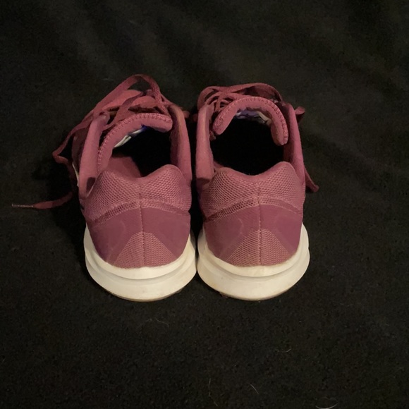 Women’s Nike Downshifter 7 Running - Picture 3 of 7